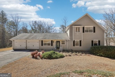 Lake Home For Sale in Newnan, Georgia