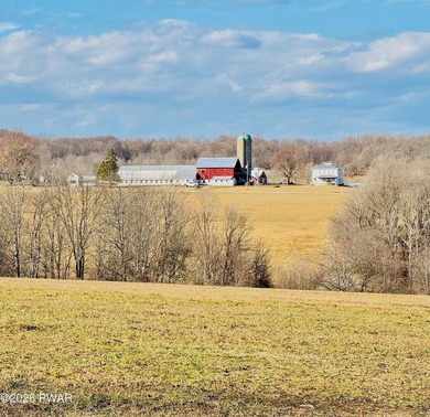 A true 180-acre Wayne County farm with productive hayfields - photo 2
