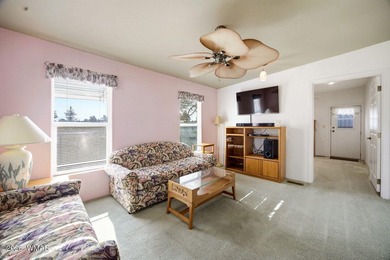 Tucked at the end of a quiet dead-end in the desirable Pinecrest - photo 6