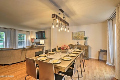 Exquisite TURN-KEY home in The Hideout, a four-season - photo 9