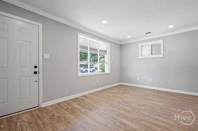 Additional listing photo 4
