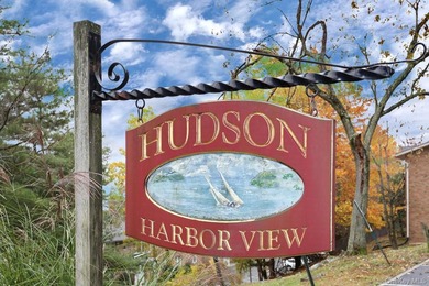 (private lake, pond, coastal) Condo For Sale in Haverstraw New York