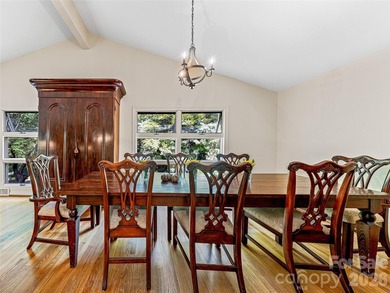 Tucked away at the end of a quiet dead-end road, 5 Hillcrest - photo 11