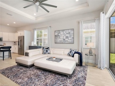 This beautifully maintained 3-bedroom, 2-bath pool villa offers - photo 12