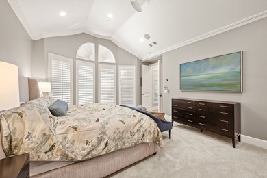 This beautifully renovated two-story home offers 4 bedrooms, 3.5 - photo 21