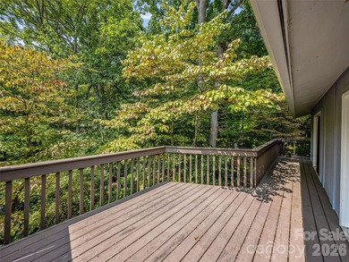 Tucked away at the end of a quiet dead-end road, 5 Hillcrest - photo 22