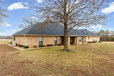 This gorgeous 68-acre estate offers the perfect blend of luxury - photo 22