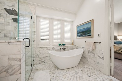 This beautifully renovated two-story home offers 4 bedrooms, 3.5 - photo 23