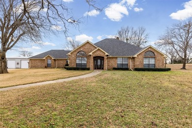 This gorgeous 68-acre estate offers the perfect blend of luxury - photo 24