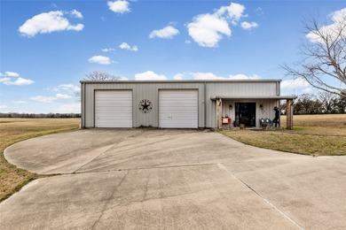 This gorgeous 68-acre estate offers the perfect blend of luxury - photo 25