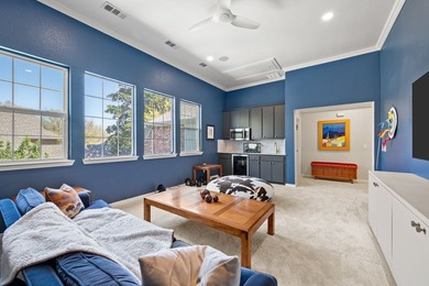 This beautifully renovated two-story home offers 4 bedrooms, 3.5 - photo 26