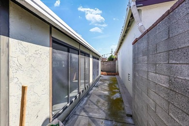Welcome to Point Loma living in this beautifully updated - photo 26