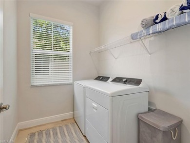 This beautifully maintained 3-bedroom, 2-bath pool villa offers - photo 30