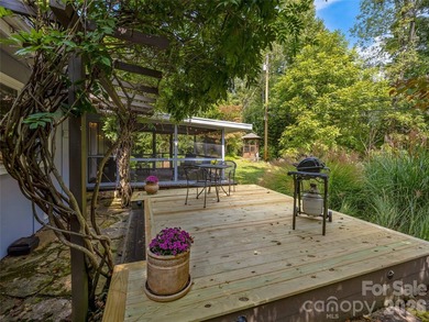 Tucked away at the end of a quiet dead-end road, 5 Hillcrest - photo 31