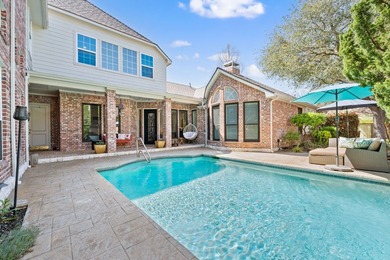 This beautifully renovated two-story home offers 4 bedrooms, 3.5 - photo 32