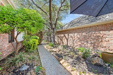 This beautifully renovated two-story home offers 4 bedrooms, 3.5 - photo 34