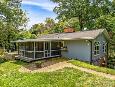 Tucked away at the end of a quiet dead-end road, 5 Hillcrest - photo 35