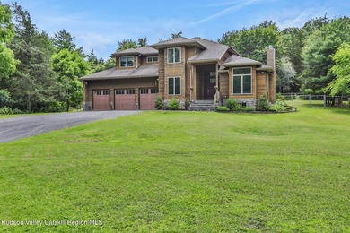 (private lake, pond, coastal) Home For Sale in Kingston New York