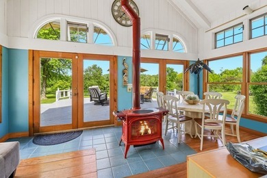 Come experience your everyday vacation home with this beautiful - photo 10