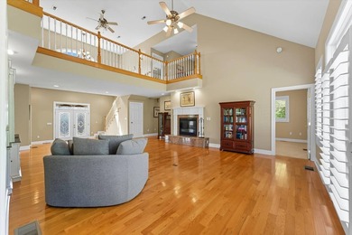 Stunning All-Brick 4-Bedroom Home with Lake Access & Endless - photo 11