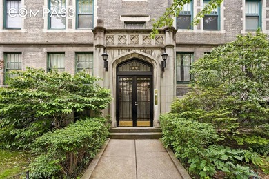 Discover one of the most coveted homes in Jackson Heights - photo 11