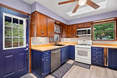 Welcome to 9 Starview Avenue, a beautifully maintained home set - photo 12