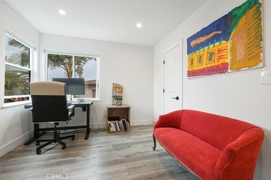 4434 Santa Monica Ave - photo 13
