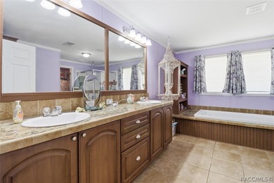 Discover the space and flexibility this charming country home - photo 13