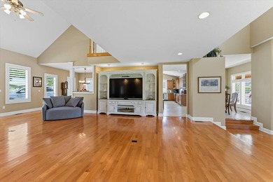 Stunning All-Brick 4-Bedroom Home with Lake Access & Endless - photo 15