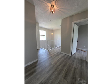 Waterfront living you've been dreaming of! Wake up each morning - photo 15
