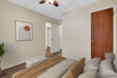 Excellent investment opportunity or owner-occupant purchase with - photo 17