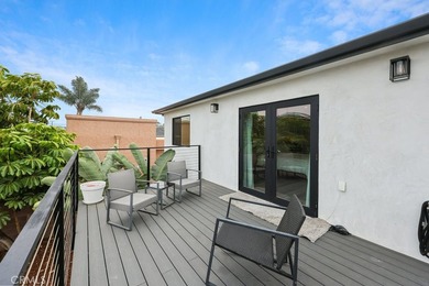 4434 Santa Monica Ave - photo 17