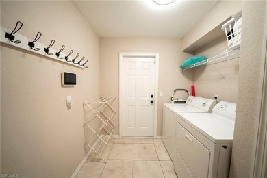 STUNNING POOL HOME IN SOUTHWEST CAPE CORAL IN DESIRABLE PELICAN - photo 17