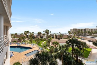 Experience coastal living at Sunchase IV in this spacious - photo 18