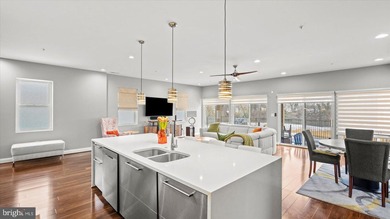 MOTIVATED SELLER; Modern waterfront living meets everyday - photo 22