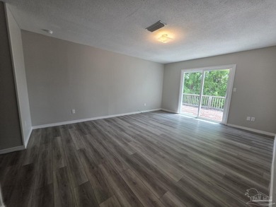 Waterfront living you've been dreaming of! Wake up each morning - photo 26