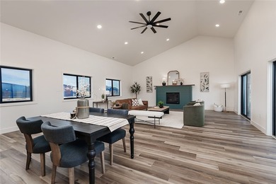 Experience Red Lodge living in this custom-built 3-bedroom, 2 - photo 4
