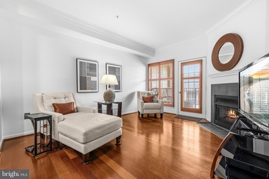 Beautifully maintained condo located in the highly desirable - photo 5