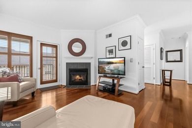 Beautifully maintained condo located in the highly desirable - photo 6