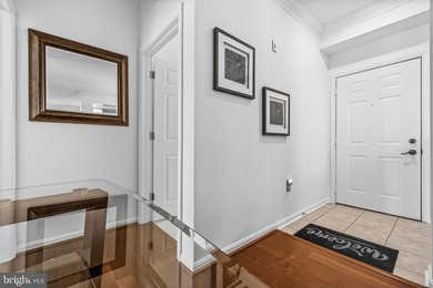 Beautifully maintained condo located in the highly desirable - photo 8