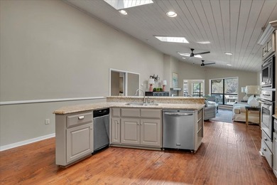 MAIN LAKE LIVING ON LAKE BLACKSHEAR WITH A SELLER-PAID 2-1 RATE - photo 8