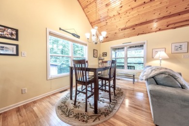 Sleeps 12! 2 Docks, Private String, Boat Storage, LakeFront/View - photo 7
