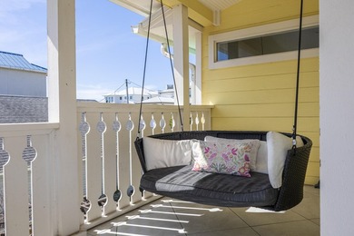 Nestled just one block from the sugar-white sands of Destin's - photo 12