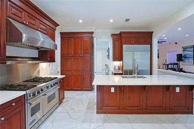 Welcome to 1121 Pinto Dr., a custom estate by renowned builder - photo 12