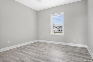 Barrier-Free Ranch Pond-Front Condo! No steps at all to get in - photo 16