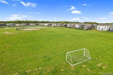Barrier-Free Ranch Pond-Front Condo! No steps at all to get in - photo 21