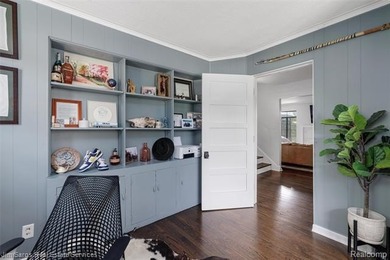 Exceptional brick Contemporary Colonial in the highly coveted - photo 21