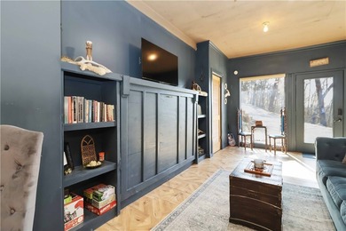 One-of-a-kind property in Lost Bridge Village. Fully renovated - photo 25