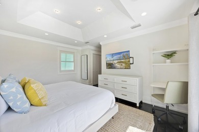 Nestled just one block from the sugar-white sands of Destin's - photo 29
