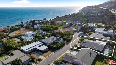 Located in the famed Upper Broad Beach area of Malibu, this - photo 30